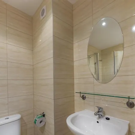 Delfin Kompleks wypoczynkowy Krynica Morska