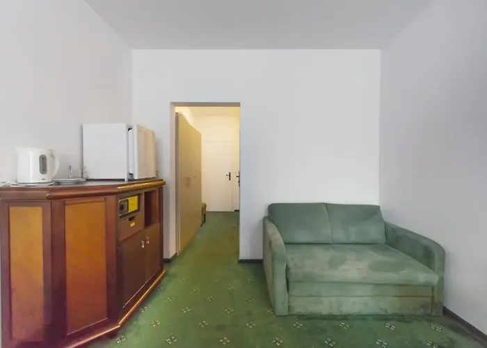 Delfin База отдыха *